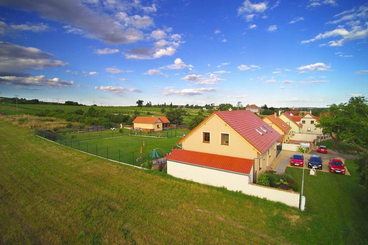 Penzion U Hrncire Hnanice  Exterior photo